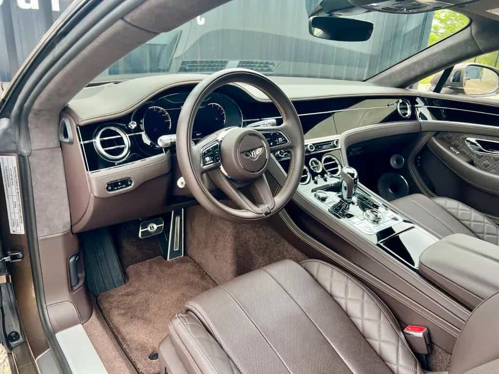 Bentley Continental GT S V8 08/2023-photo-25
