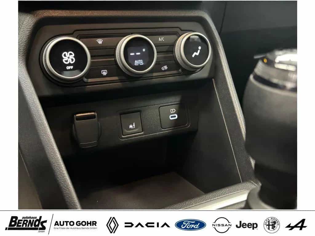 Dacia Sandero Stepway TCe 110 Extreme+ 12/2024-photo-18