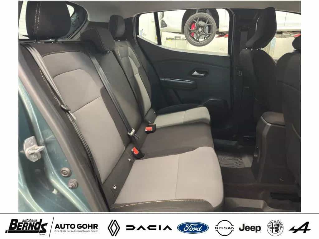 Dacia Sandero Stepway TCe 110 Extreme+ 12/2024-photo-3