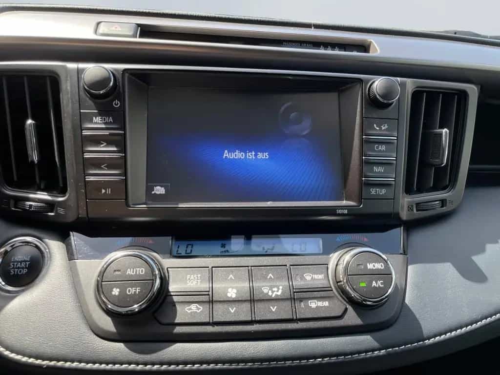 Toyota RAV 4 2.0 4x4 Team D *LED*AHK*el. Heck*RCam*SHZ* 09/2018-photo-15