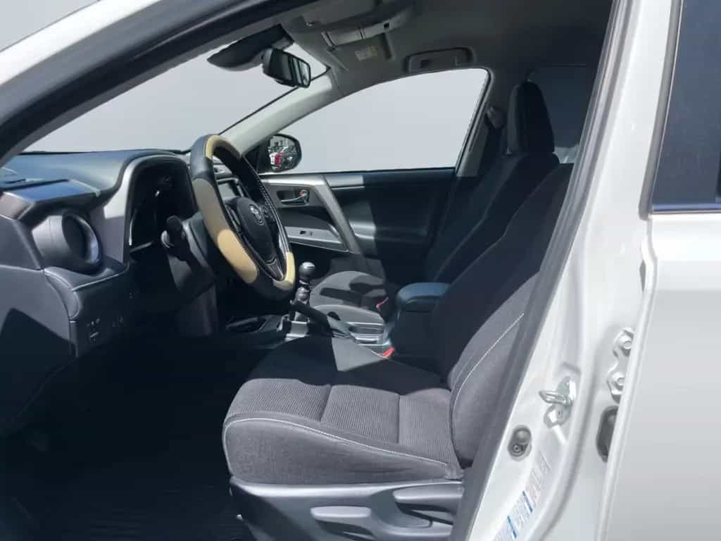 Toyota RAV 4 2.0 4x4 Team D *LED*AHK*el. Heck*RCam*SHZ* 09/2018-photo-8
