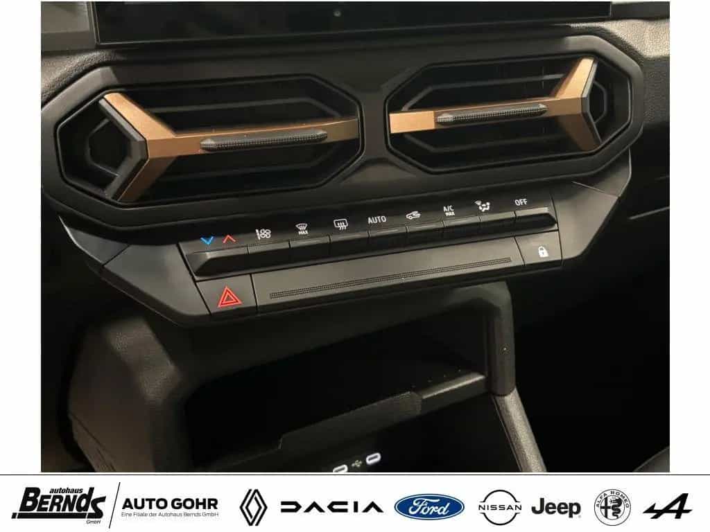 Dacia Duster mild hyb. 130 Extreme TECHNIK + CITY Pkt. 06/2025-photo-18