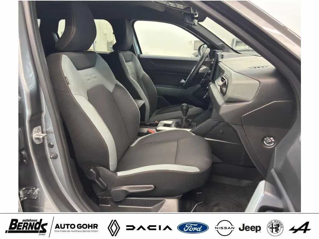 Dacia Duster mild hyb. 130 Extreme TECHNIK + CITY Pkt. 06/2025-photo-2