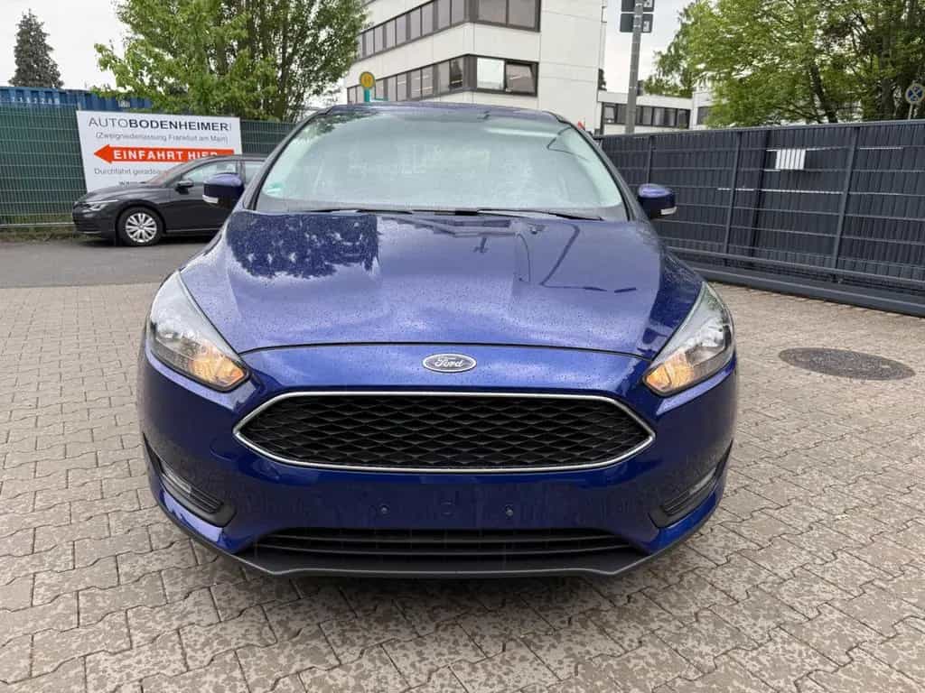 Ford Focus Turnier 1.0 EcoBoost·2.Hand·PDC·Sitzheiz. 12/2017-photo-1