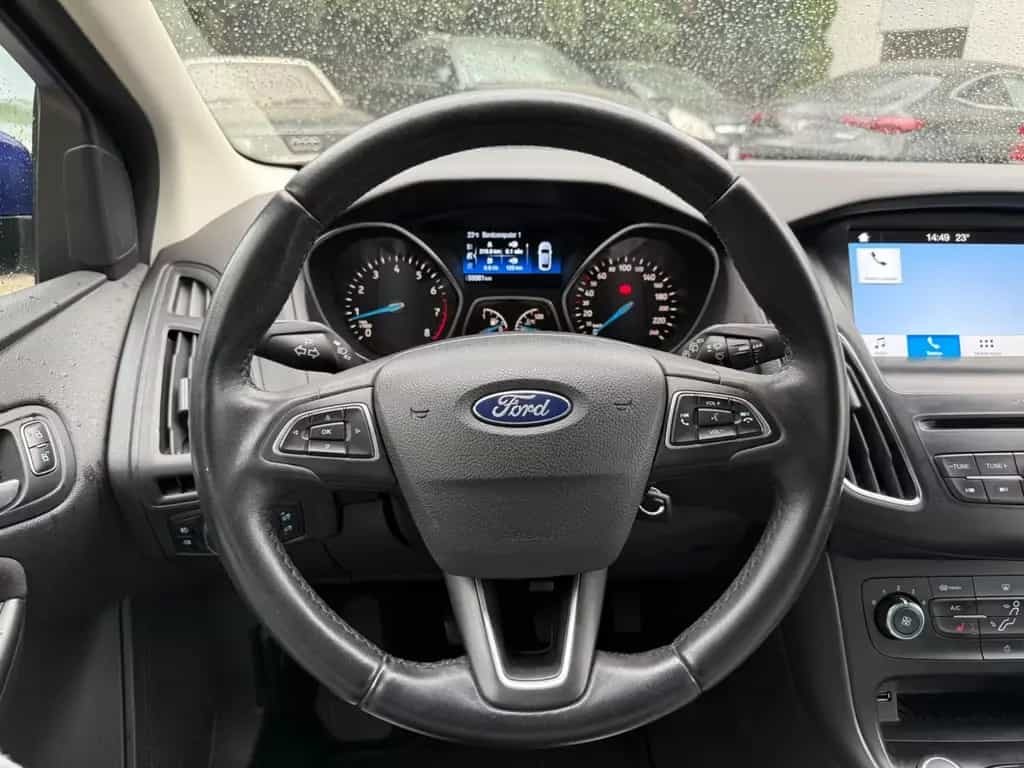Ford Focus Turnier 1.0 EcoBoost·2.Hand·PDC·Sitzheiz. 12/2017-photo-14