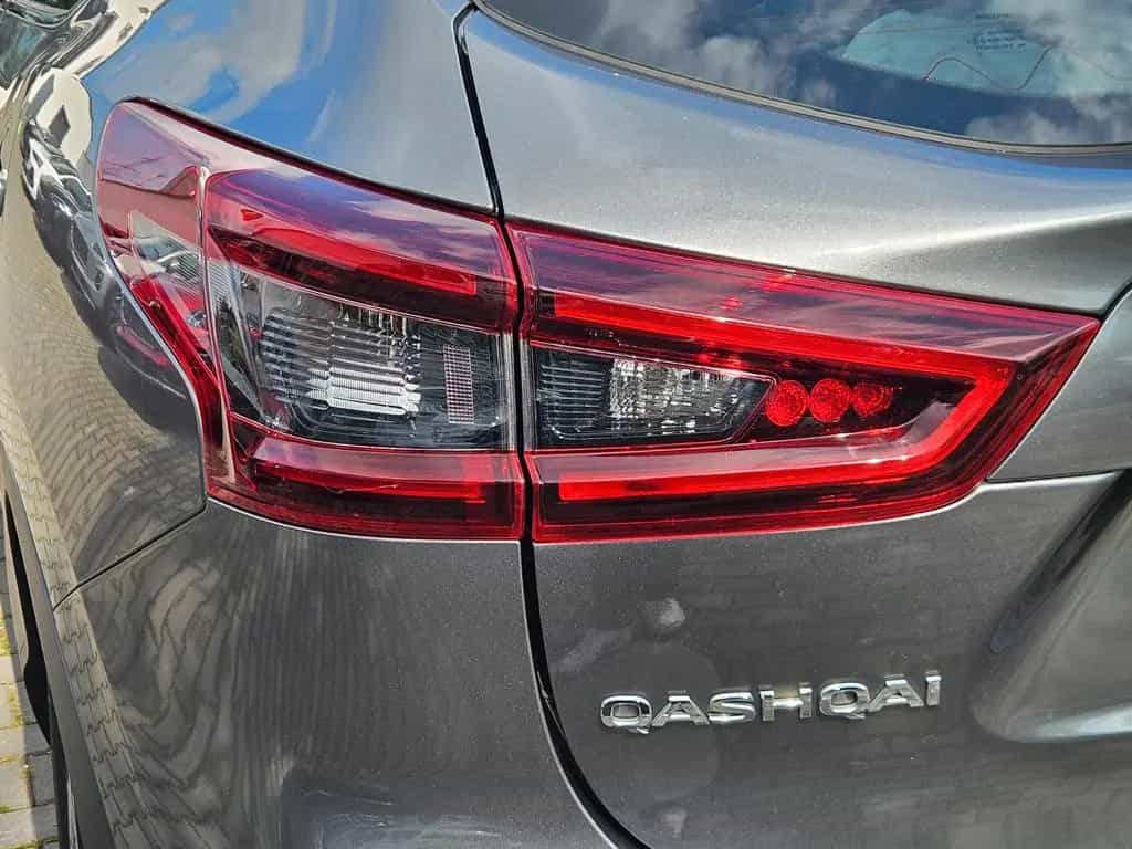 Nissan Qashqai 1.3 Pano*360°Kam*MFL*Navi*SHZ 03/2021-photo-40