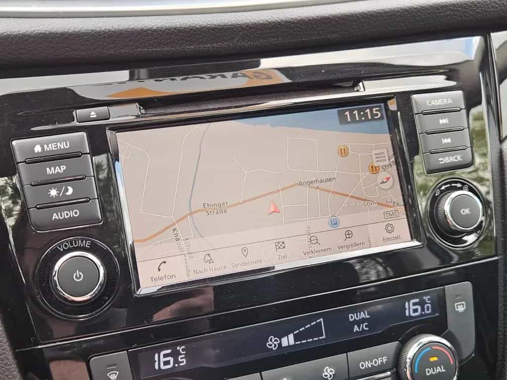 Nissan Qashqai 1.3 Pano*360°Kam*MFL*Navi*SHZ 03/2021-photo-45