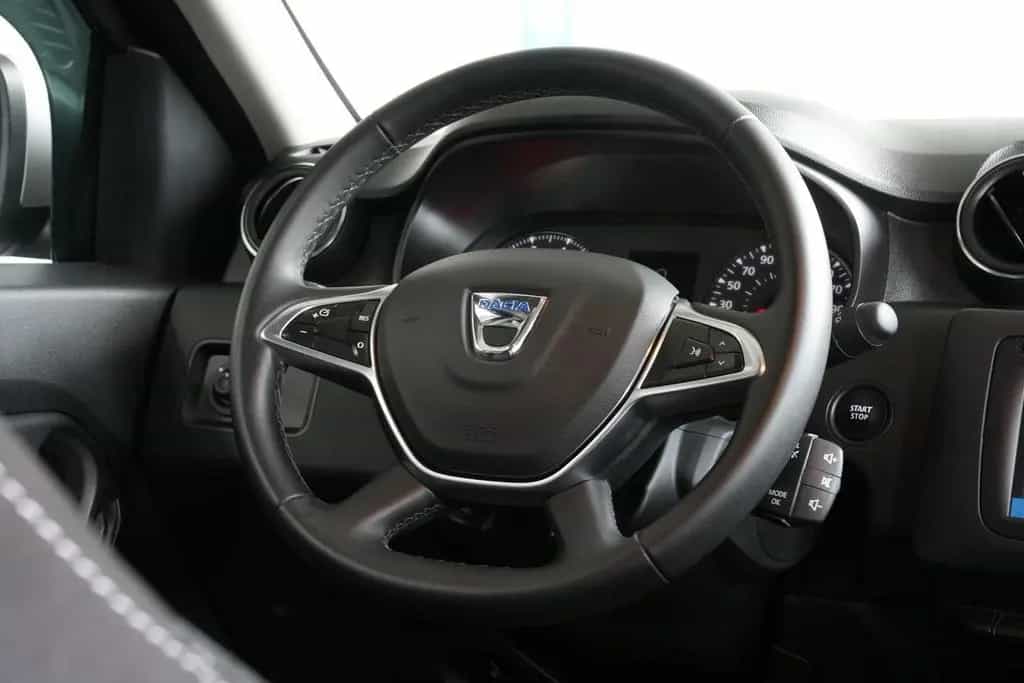 Dacia Duster II Prestige *NAV*KAMERA*SHZ*TEMP* 12/2019-photo-18