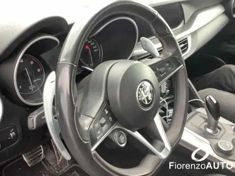 Alfa Romeo Stelvio 2.2 210 CV AT8 Q4 Lusso - PRE 03/2019-photo-8