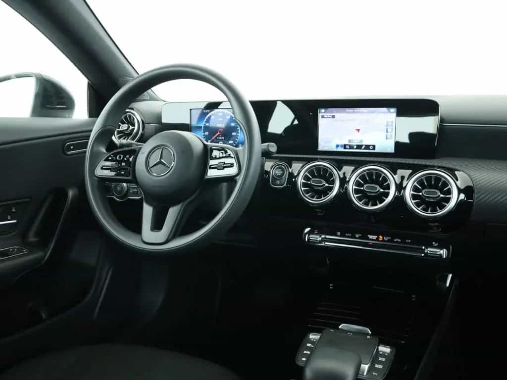 Mercedes-Benz CLA 180 Shooting Brake CLA 180 d SB *LED*Navigation*PTS*Rückfahrkamera* 12/2022-photo-9