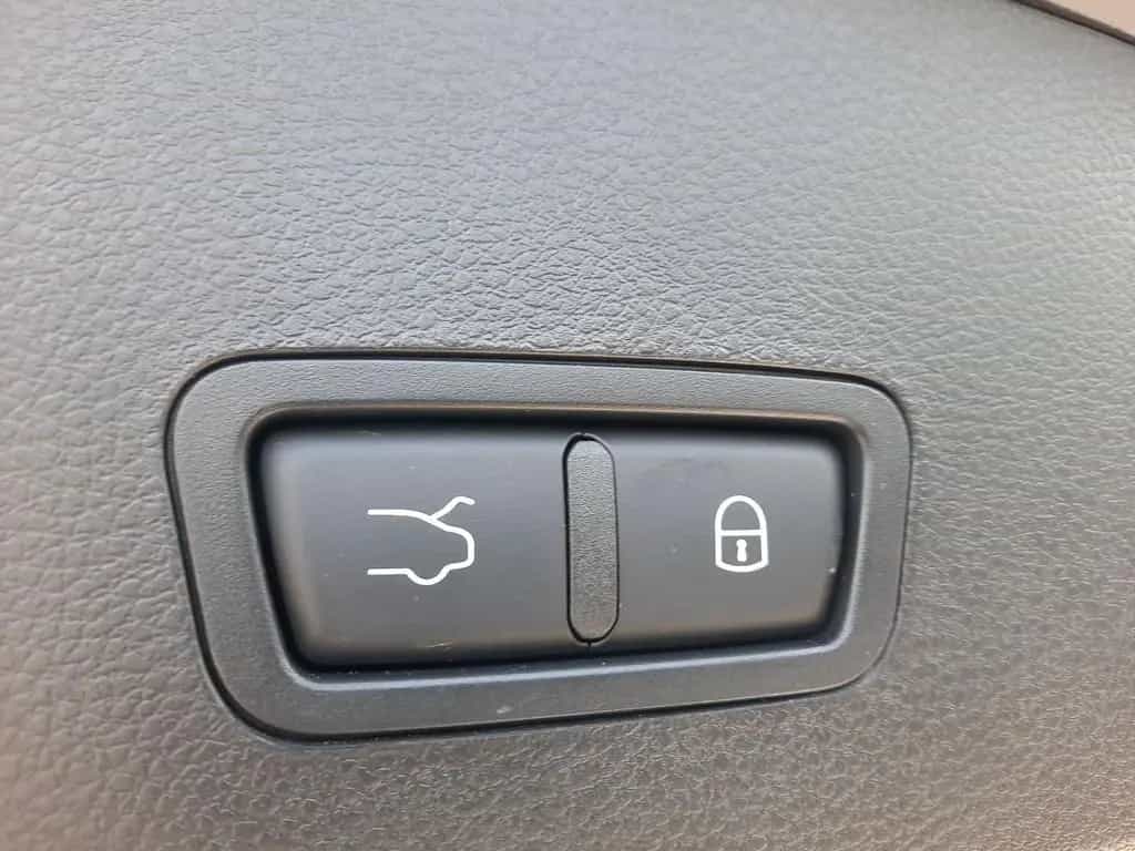 Alfa Romeo Tonale 1.5 Ti VGT DAB Navi Kamera LED SHZ 10/2023-photo-14
