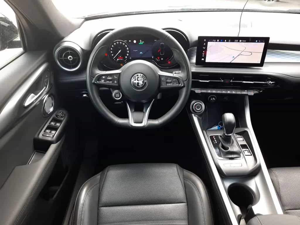 Alfa Romeo Tonale 1.5 Ti VGT DAB Navi Kamera LED SHZ 10/2023-photo-20