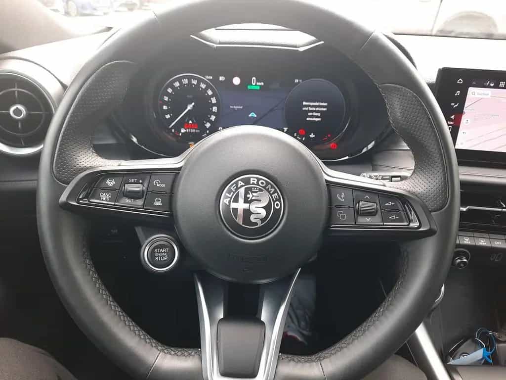 Alfa Romeo Tonale 1.5 Ti VGT DAB Navi Kamera LED SHZ 10/2023-photo-22