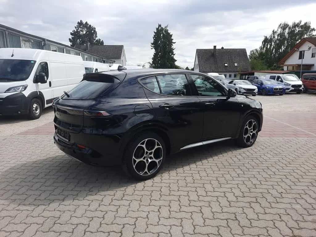 Alfa Romeo Tonale 1.5 Ti VGT DAB Navi Kamera LED SHZ 10/2023-photo-6