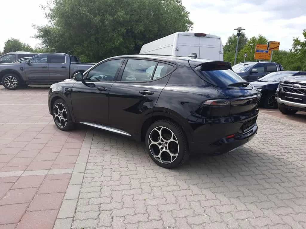 Alfa Romeo Tonale 1.5 Ti VGT DAB Navi Kamera LED SHZ 10/2023-photo-9