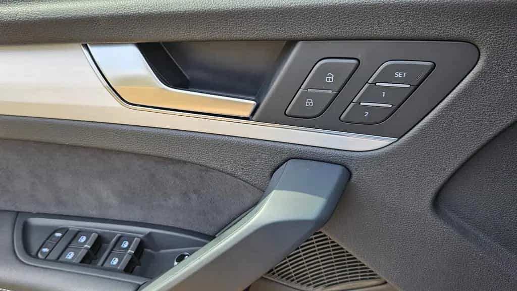 Audi Q5 40 TDI S tronic quattro edition one editi... 03/2021-photo-6
