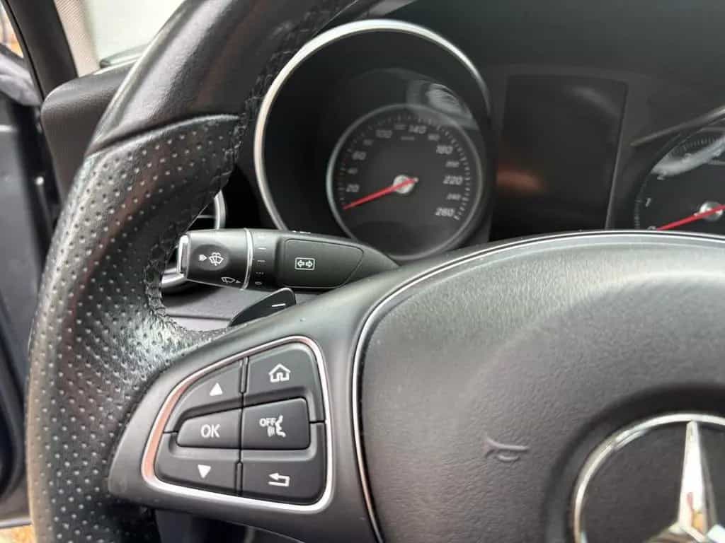 Mercedes-Benz C 180 CGI AVANTGARDE GARMIN AGILITY 08/2017-photo-34