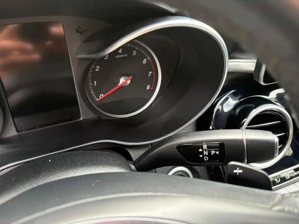 Mercedes-Benz C 180 CGI AVANTGARDE GARMIN AGILITY 08/2017-photo-38