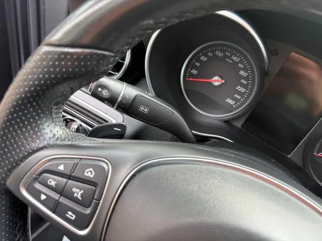 Mercedes-Benz C 180 CGI AVANTGARDE GARMIN AGILITY 08/2017-photo-39