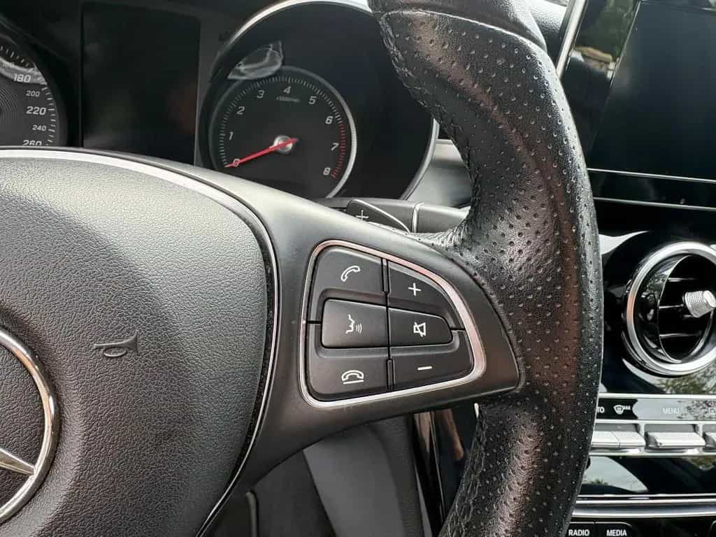 Mercedes-Benz C 180 CGI AVANTGARDE GARMIN AGILITY 08/2017-photo-40