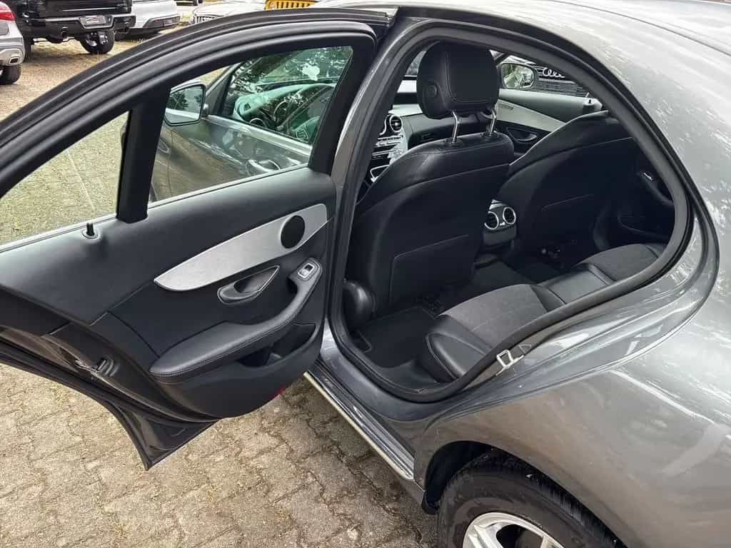 Mercedes-Benz C 180 CGI AVANTGARDE GARMIN AGILITY 08/2017-photo-9