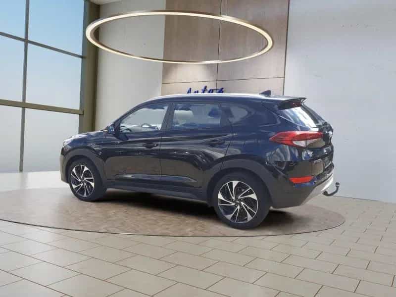 Hyundai TUCSON 1.6 Trend Navi/Sitzh./DAB/Temp./8 fach Al 05/2017-photo-2
