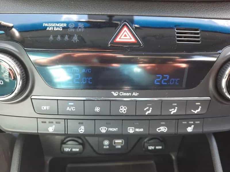 Hyundai TUCSON 1.6 Trend Navi/Sitzh./DAB/Temp./8 fach Al 05/2017-photo-23