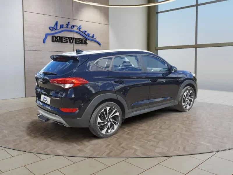 Hyundai TUCSON 1.6 Trend Navi/Sitzh./DAB/Temp./8 fach Al 05/2017-photo-4