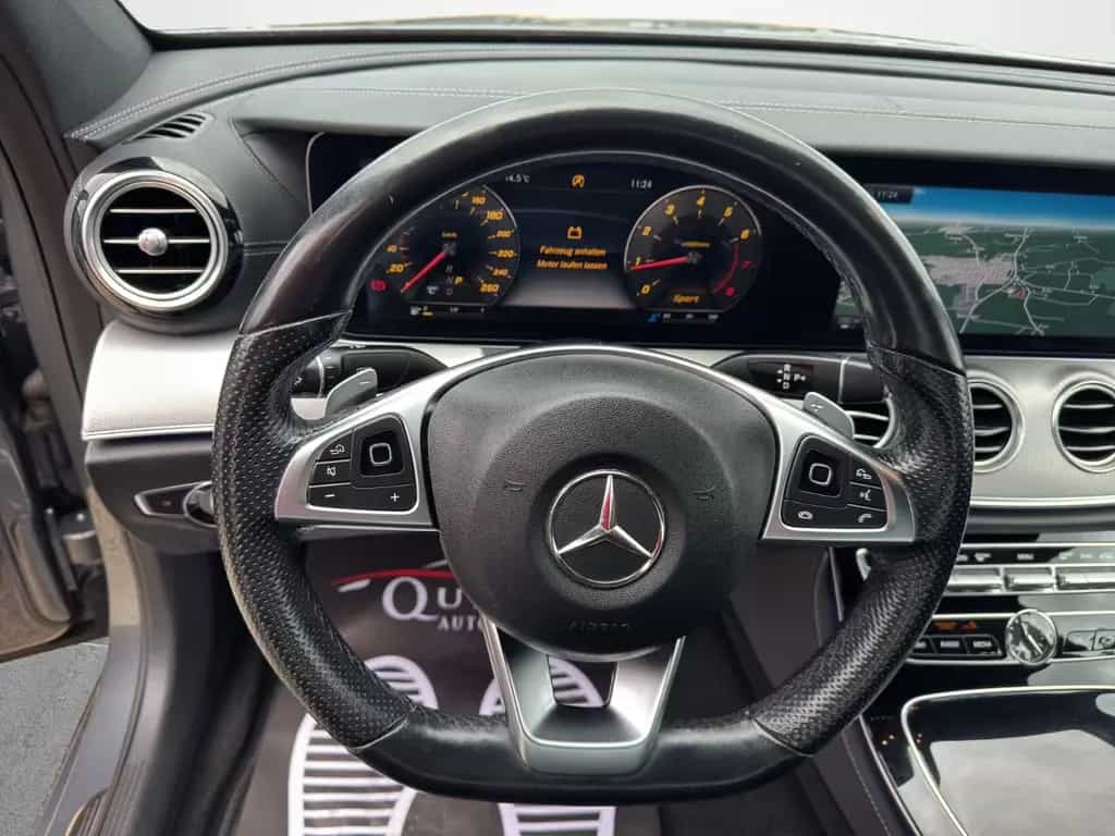 Mercedes-Benz E 300 E Limousine E 300  54628-KM 1-Hand AMG-L 03/2017-photo-12