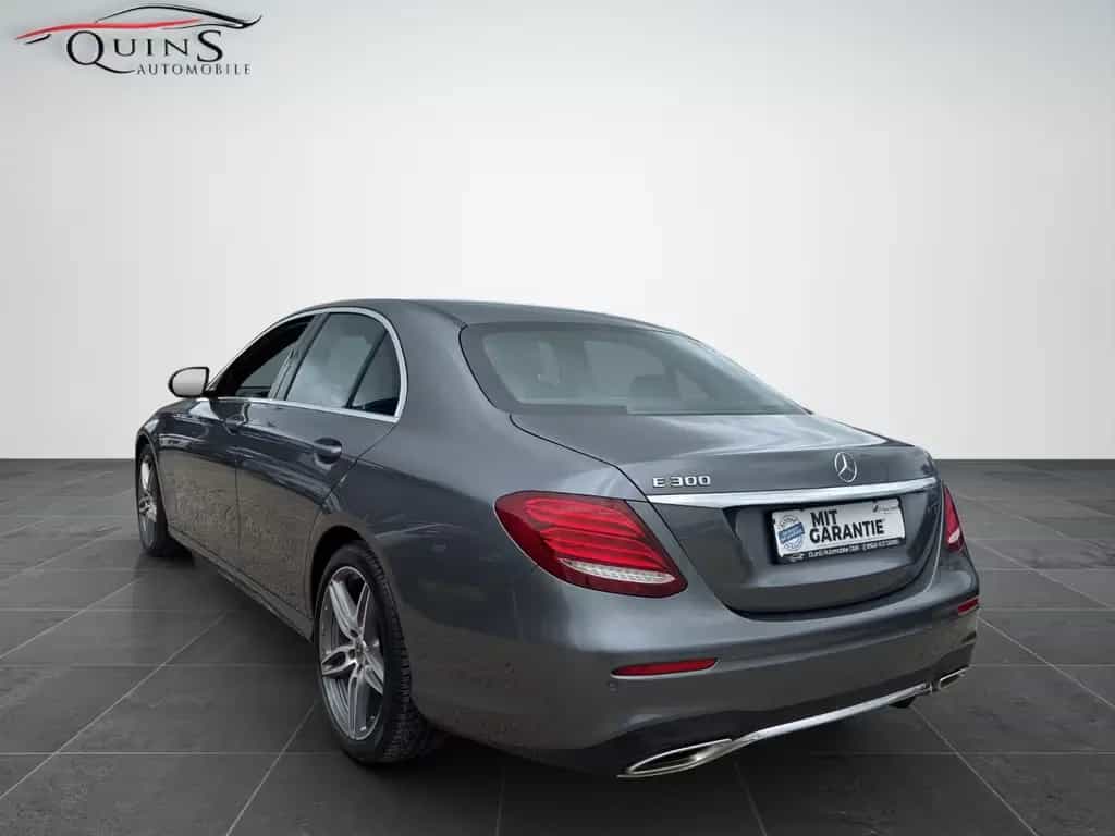 Mercedes-Benz E 300 E Limousine E 300  54628-KM 1-Hand AMG-L 03/2017-photo-7