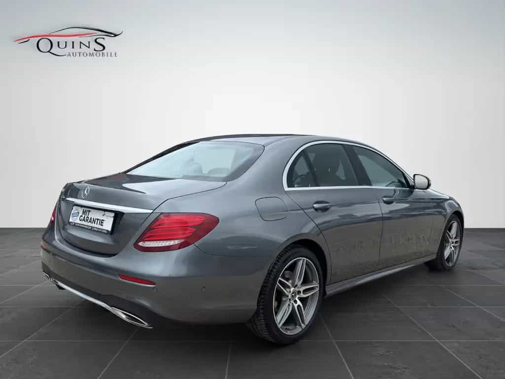Mercedes-Benz E 300 E Limousine E 300  54628-KM 1-Hand AMG-L 03/2017-photo-9