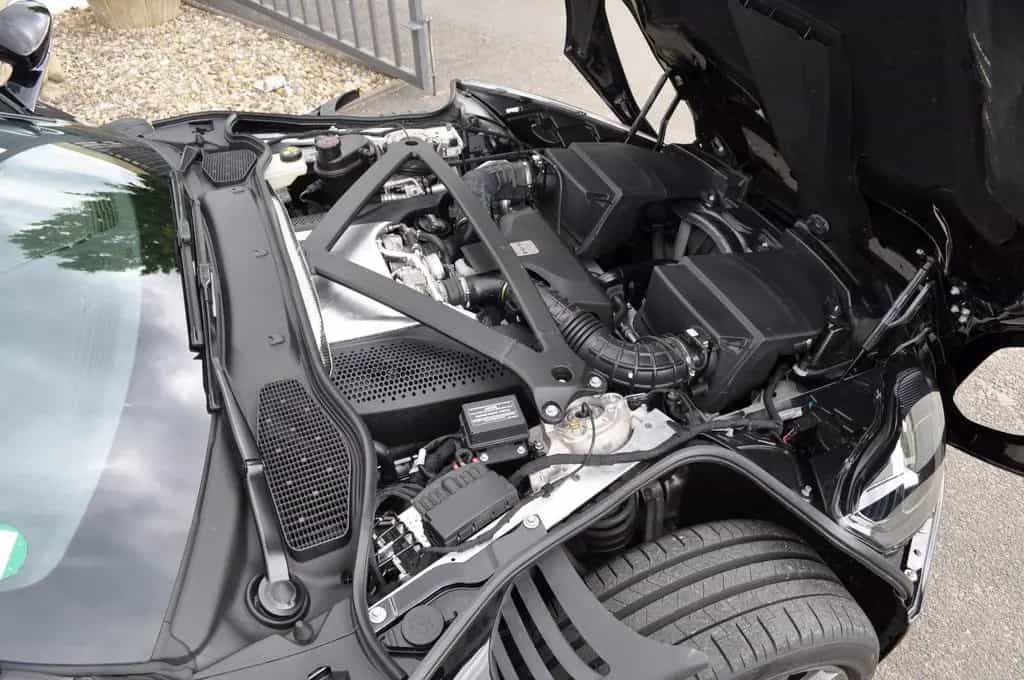Aston Martin DB11 4.0 V8 Volante "1. Hand+ Garantie+ CarPlay" 09/2020-photo-21