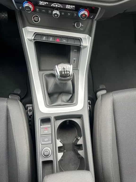 Audi Q3 35 TFSI /Digit. Instrumente/Navi/Kamera/DAB/L 10/2020-photo-26