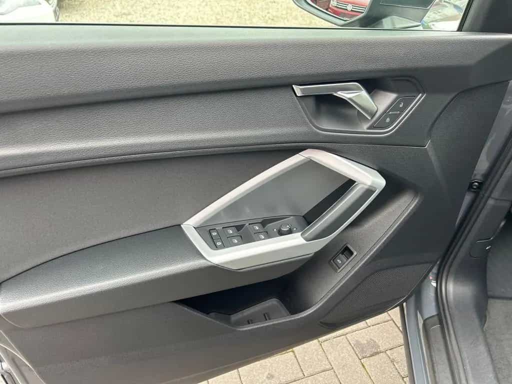 Audi Q3 35 TFSI /Digit. Instrumente/Navi/Kamera/DAB/L 10/2020-photo-29