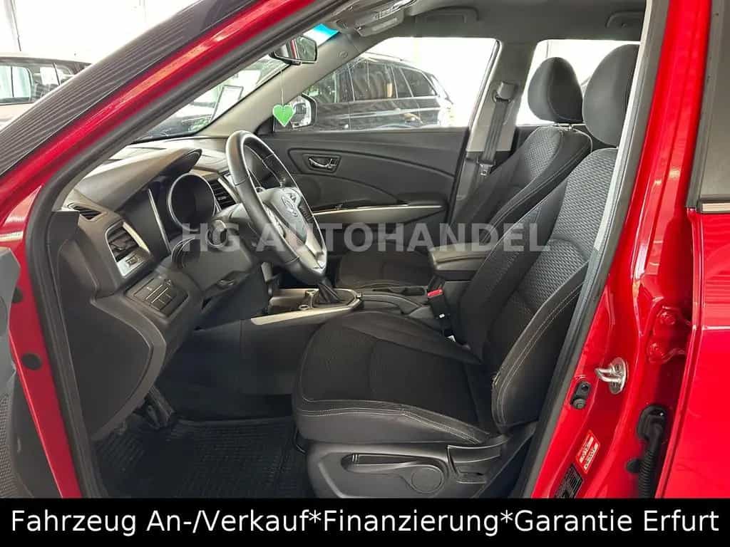 Ssangyong Tivoli 1.6 Scheckheft Kamera Navi 04/2016-photo-15