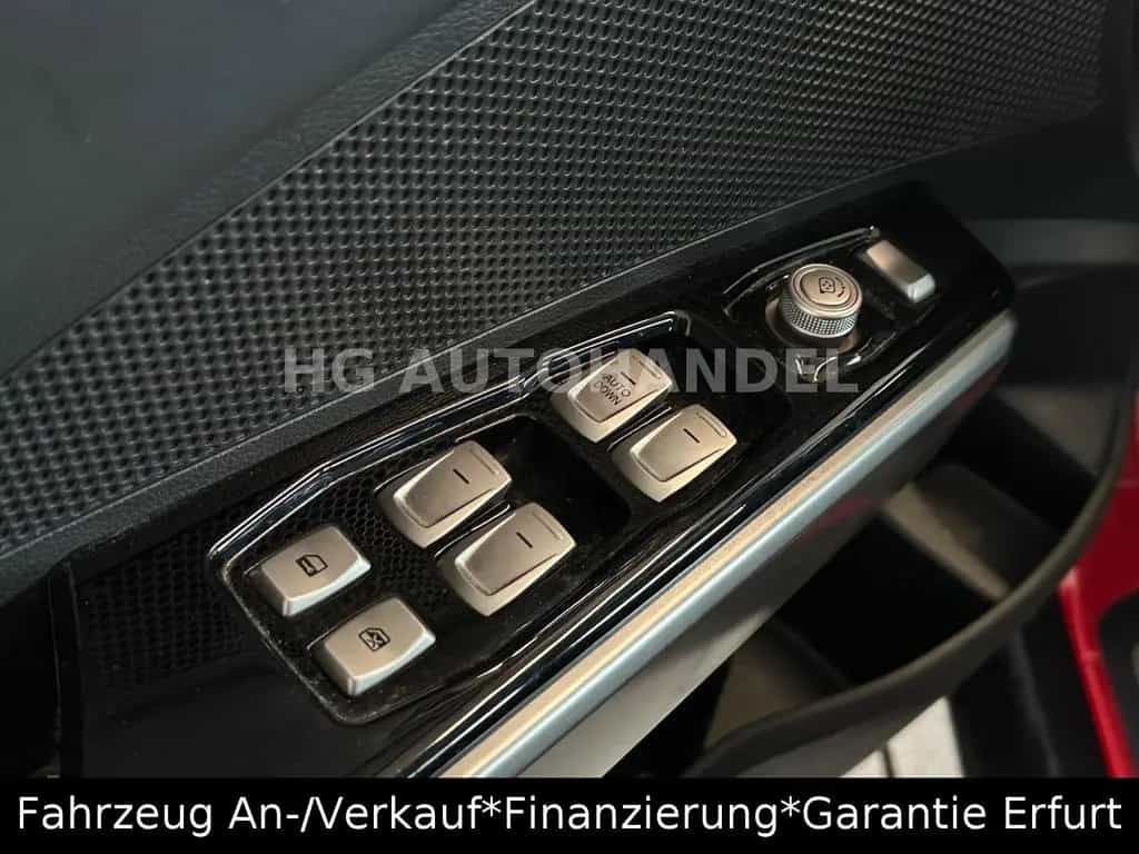 Ssangyong Tivoli 1.6 Scheckheft Kamera Navi 04/2016-photo-23