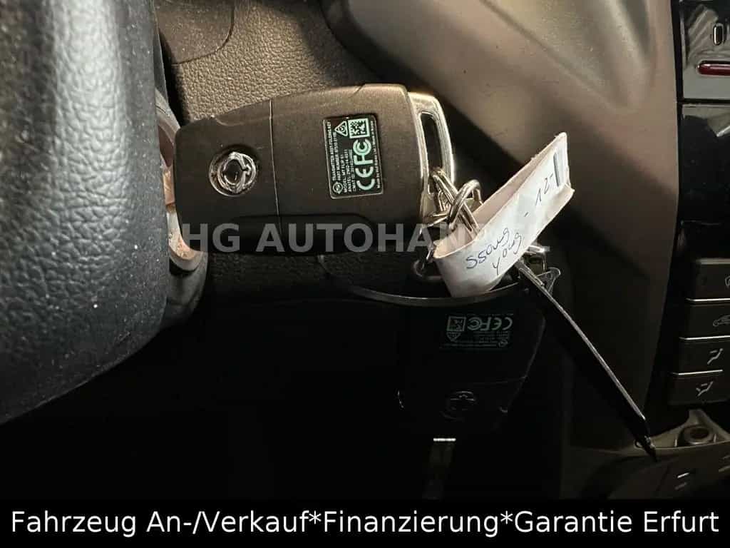 Ssangyong Tivoli 1.6 Scheckheft Kamera Navi 04/2016-photo-33