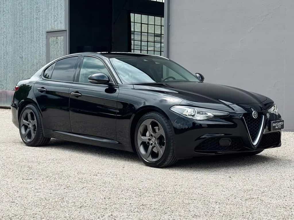 Alfa Romeo Giulia 2.2 Super 160cv AT8 | PREZZO P 02/2020-photo-2