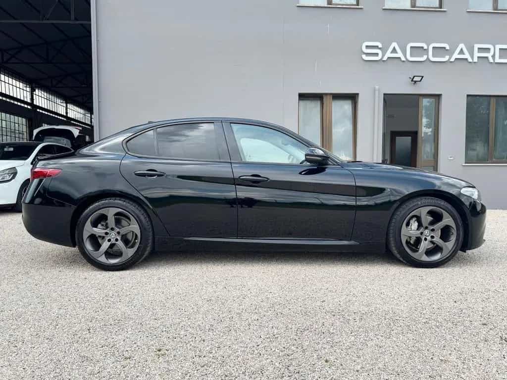 Alfa Romeo Giulia 2.2 Super 160cv AT8 | PREZZO P 02/2020-photo-4