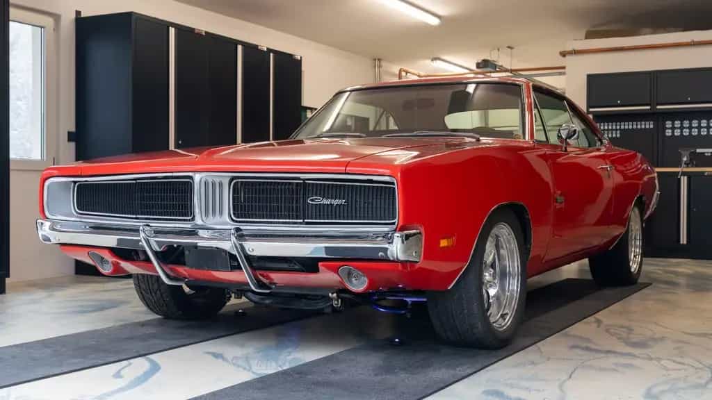 Dodge Charger R/T 69 Fachmagazin Restaurierung 04/1969-photo-3