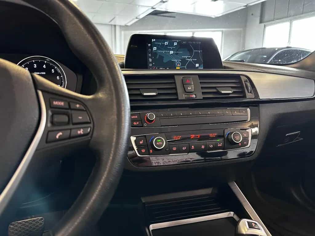 BMW 218 i Cabrio M Sport//Keyless//LED//Navi/1.Hand 11/2018-photo-18