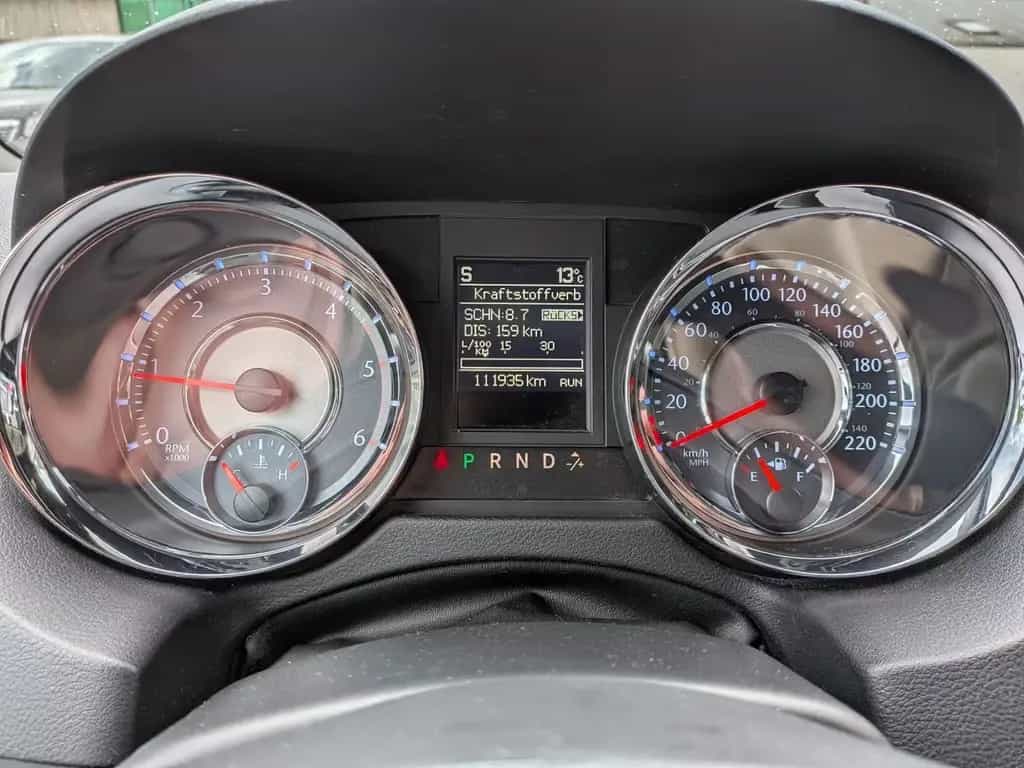 Lancia Voyager S 7-Sitze DVD Xenon TÜV-Neu+Garantie 05/2015-photo-19