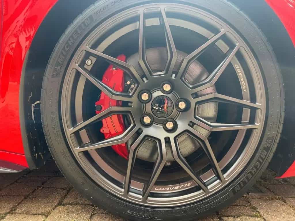 Corvette Z06 Coupe 3LZ Lift Carbon 08/2025-photo-6