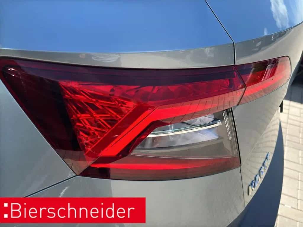 Skoda Karoq 1.5 TSI DSG Clever AHK LED NAVI SHZ PARKP 03/2022-photo-36