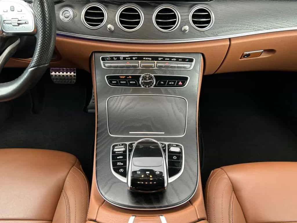 Mercedes-Benz E 400 d 4Matic 9G-TRONIC AMG Line 01/2020-photo-10