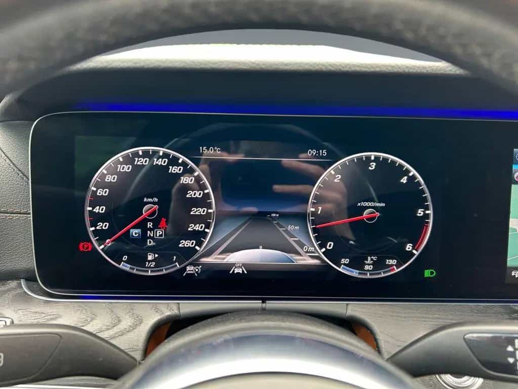 Mercedes-Benz E 400 d 4Matic 9G-TRONIC AMG Line 01/2020-photo-14