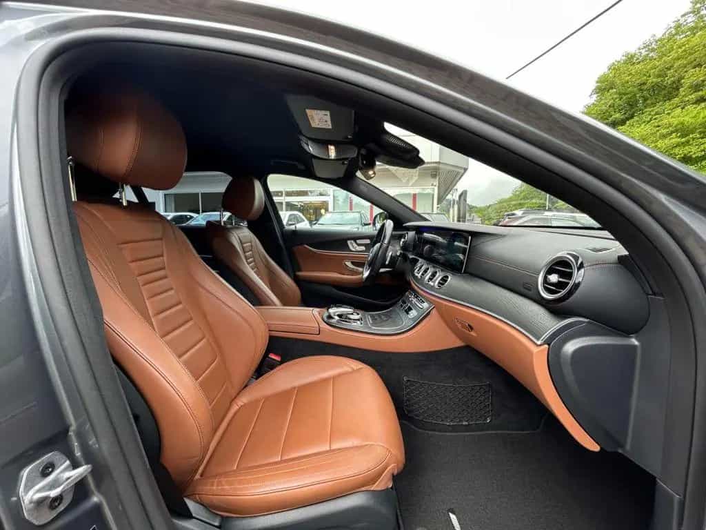 Mercedes-Benz E 400 d 4Matic 9G-TRONIC AMG Line 01/2020-photo-15