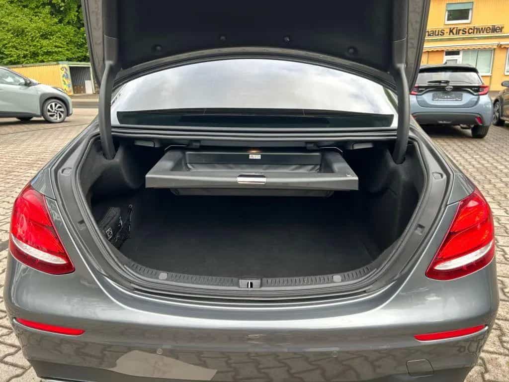 Mercedes-Benz E 400 d 4Matic 9G-TRONIC AMG Line 01/2020-photo-22