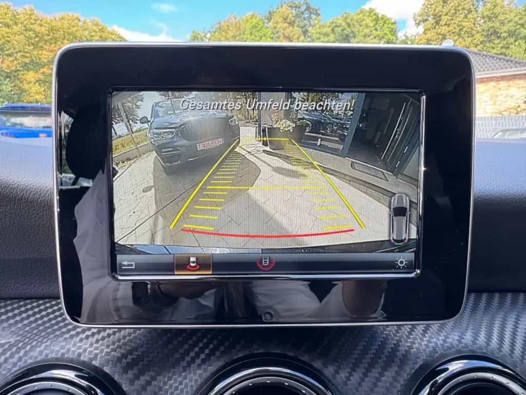 Mercedes-Benz GLA 200 11/2019-photo-13