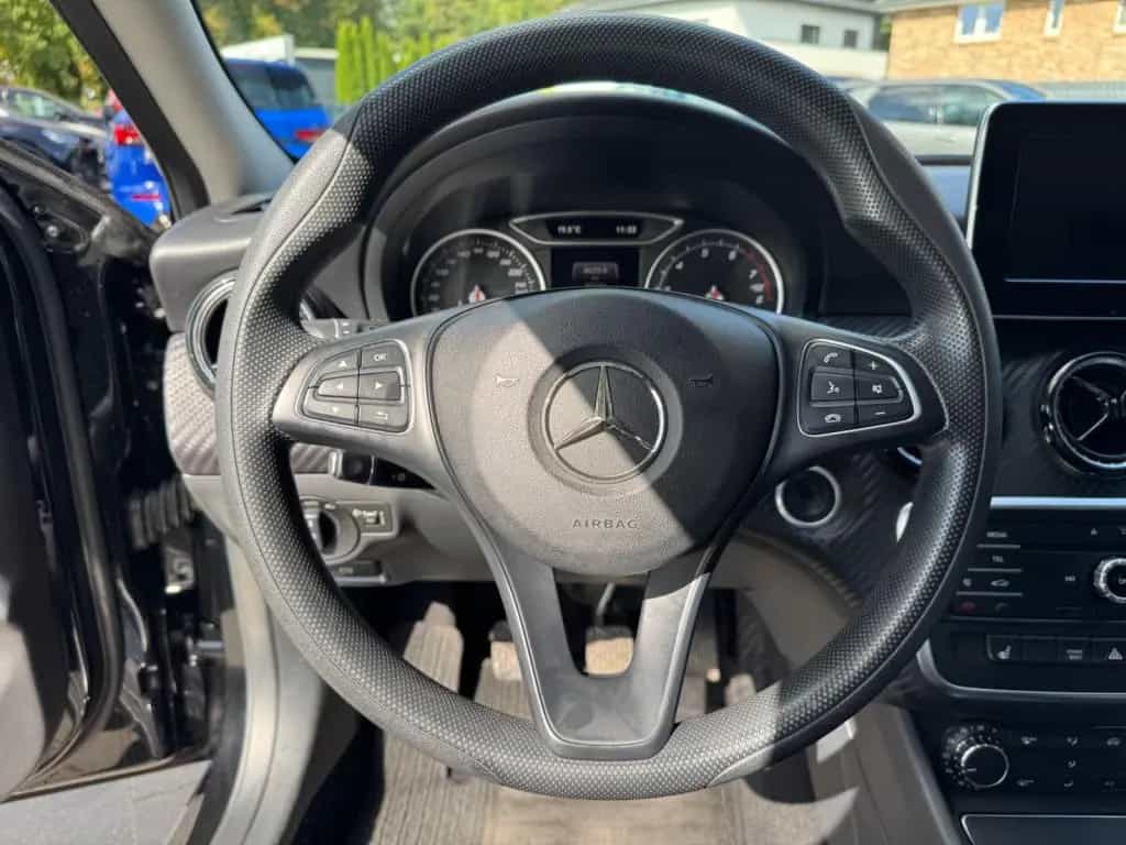 Mercedes-Benz GLA 200 11/2019-photo-8